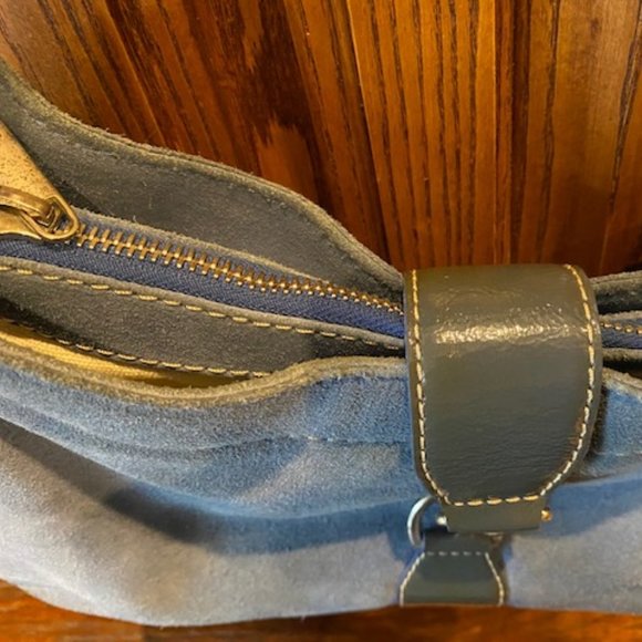 MICHAEL KORS * Medium BLUE SUEDE * multi pocket shoulderbag / purse with DUSTBAG - Picture 4 of 16